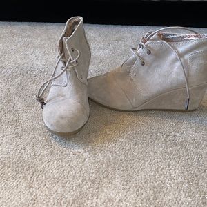 Nude Tom Booties